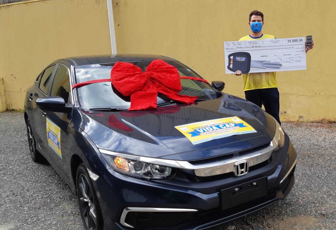 Morador de Campinas ganha um Honda Civic mais 35 mil reais e vai curtir o prêmio com a família